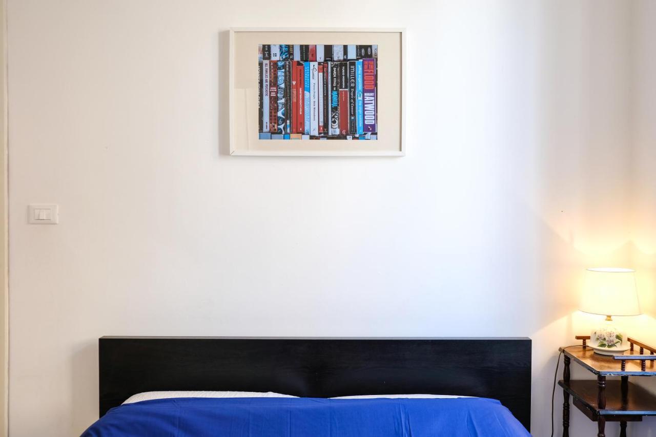 Spacious Apartment With Big Terrace At Colosseum Roma Exterior foto